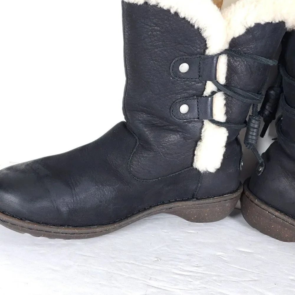 UGG Women's Akadia US 7 Black Leather Sheepskin Shearling Mid Calf Winter Boots